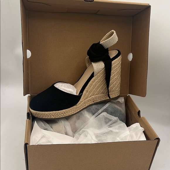 Ermonn Shoes - Chic Black and Cream Espadrilles